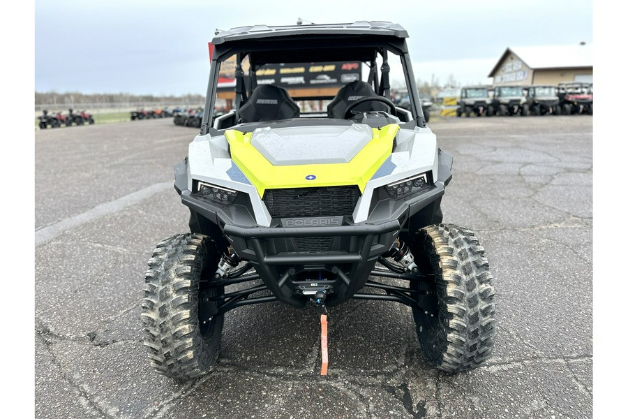 2024 Polaris Industries GENERAL XP 4 1000 SPORT