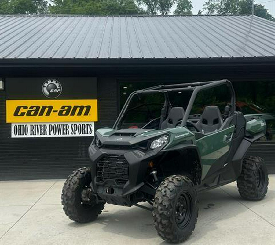 2024 Can-Am Commander DPS 700