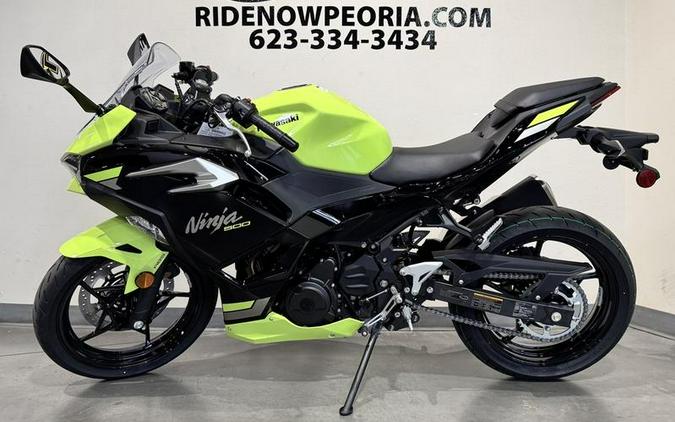 2026 Kawasaki Ninja® 500 ABS Metallic Yellowish Green/Ebony
