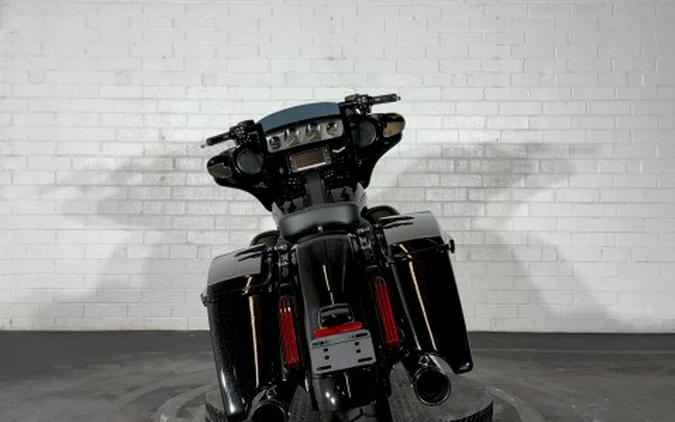 2015 Harley-Davidson CVO™ Street Glide®