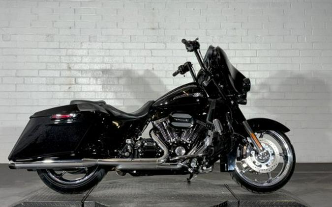 2015 Harley-Davidson CVO™ Street Glide®