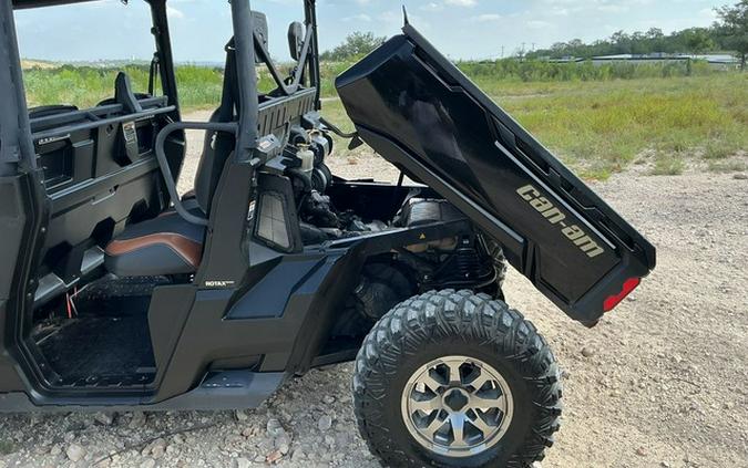 2023 Can-Am Defender MAX Lone Star HD10