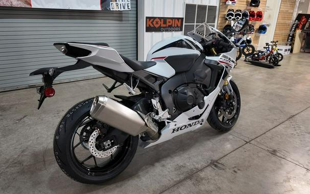 2027 Honda CBR1000RR Base