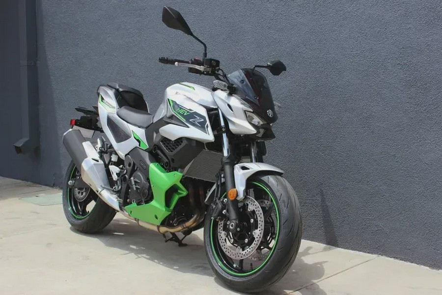 2024 Kawasaki Z7 HYBRID ABS