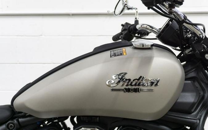 2025 Indian Motorcycle® Scout® Classic Limited Silver Quartz Smoke