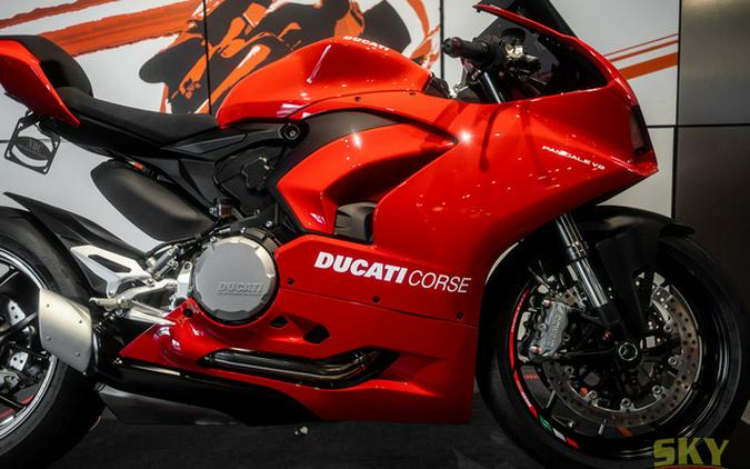 2021 Ducati Panigale V2 Ducati Red