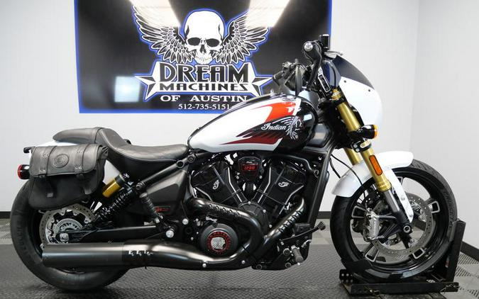 2025 Indian Motorcycle® 101 Scout® Ghost White Metallic with Graphics