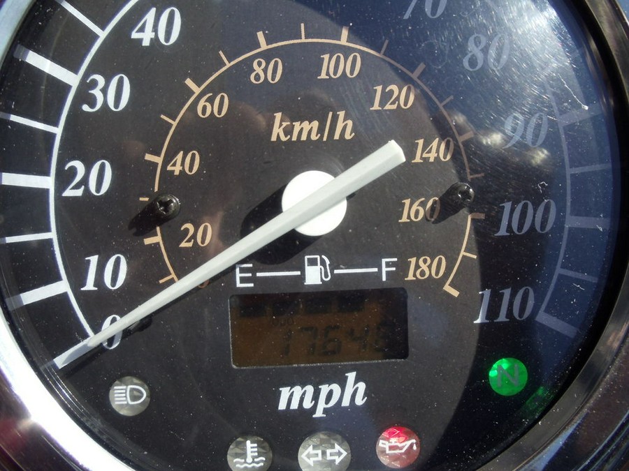 2002 SUZUKI VL800