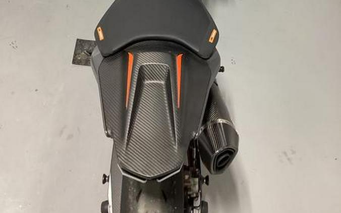 2021 KTM 890 Duke R