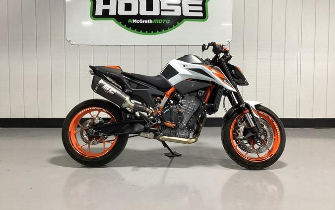 2021 KTM 890 Duke R