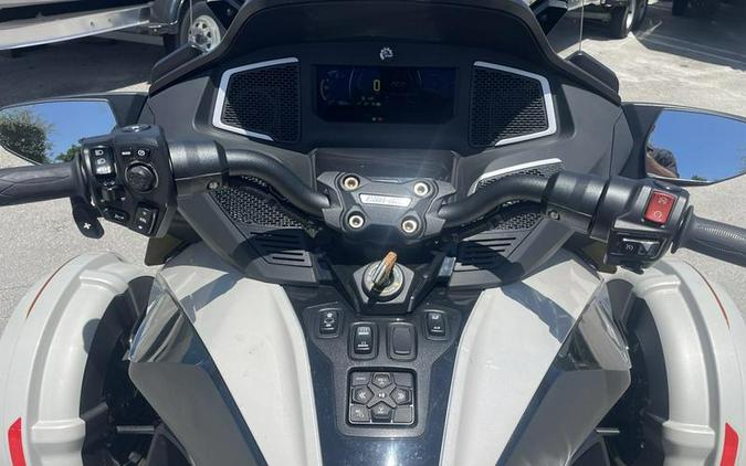 2020 Can-Am® Spyder® RT Limited Chrome