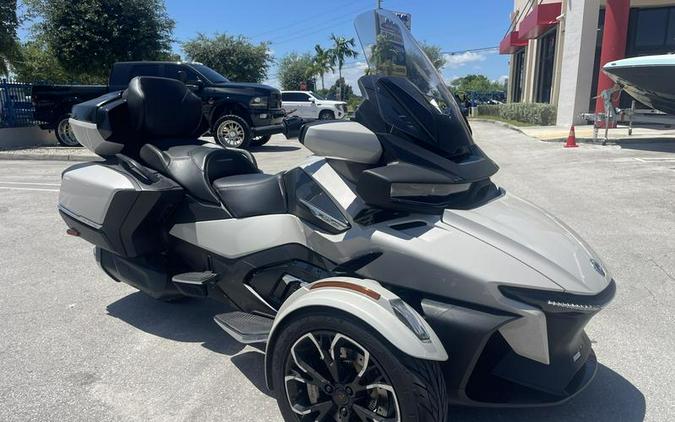 2020 Can-Am® Spyder® RT Limited Chrome