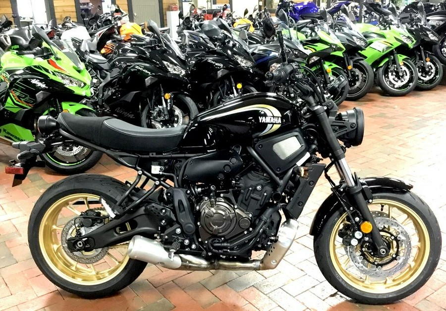 2025 Yamaha XSR700