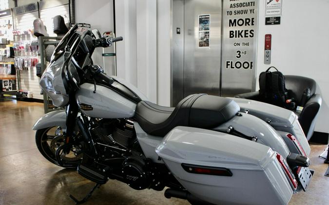 New 2025 Harley-Davidson Street Glide Grand American Touring FLHX Motorcycle For Sale In Sunbury, OH