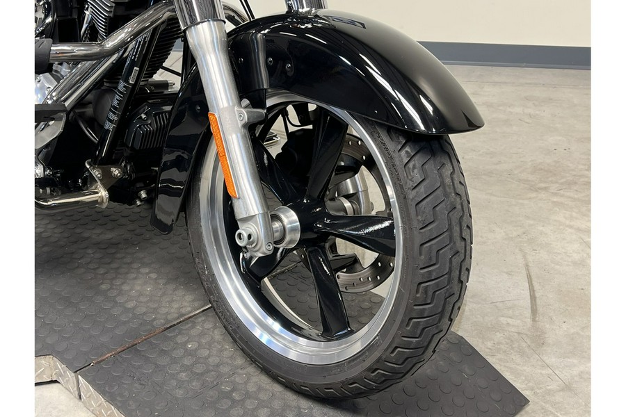 2014 Harley-Davidson® SWITCHBACK FLD