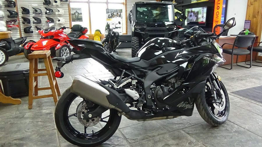 2024 Kawasaki Ninja ZX-4R ABS