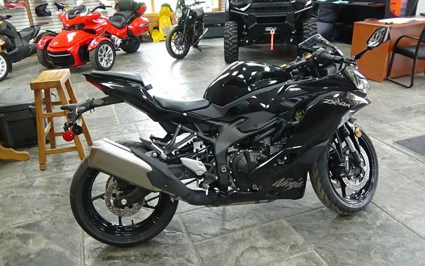 2024 Kawasaki Ninja ZX-4R ABS