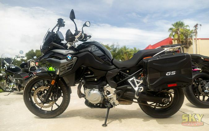 2022 BMW F 750 GS Style Triple Black