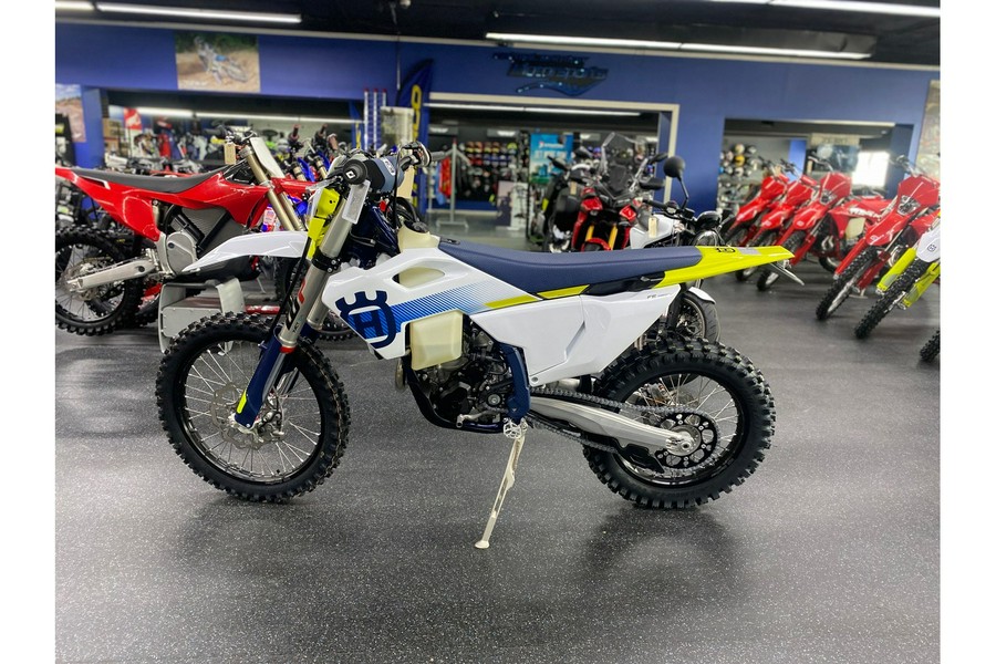 2024 Husqvarna Motorcycles FE 350w