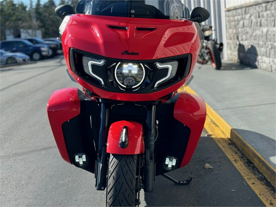 2023 Indian Motorcycle Challenger Dark Horse