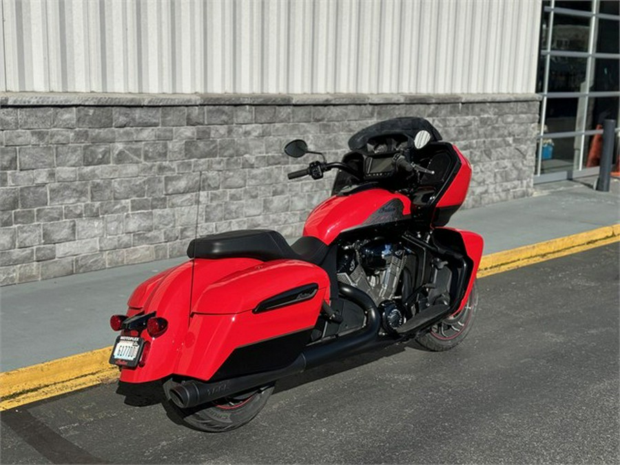 2023 Indian Motorcycle Challenger Dark Horse