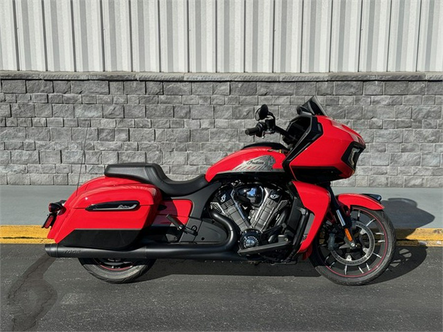 2023 Indian Motorcycle Challenger Dark Horse