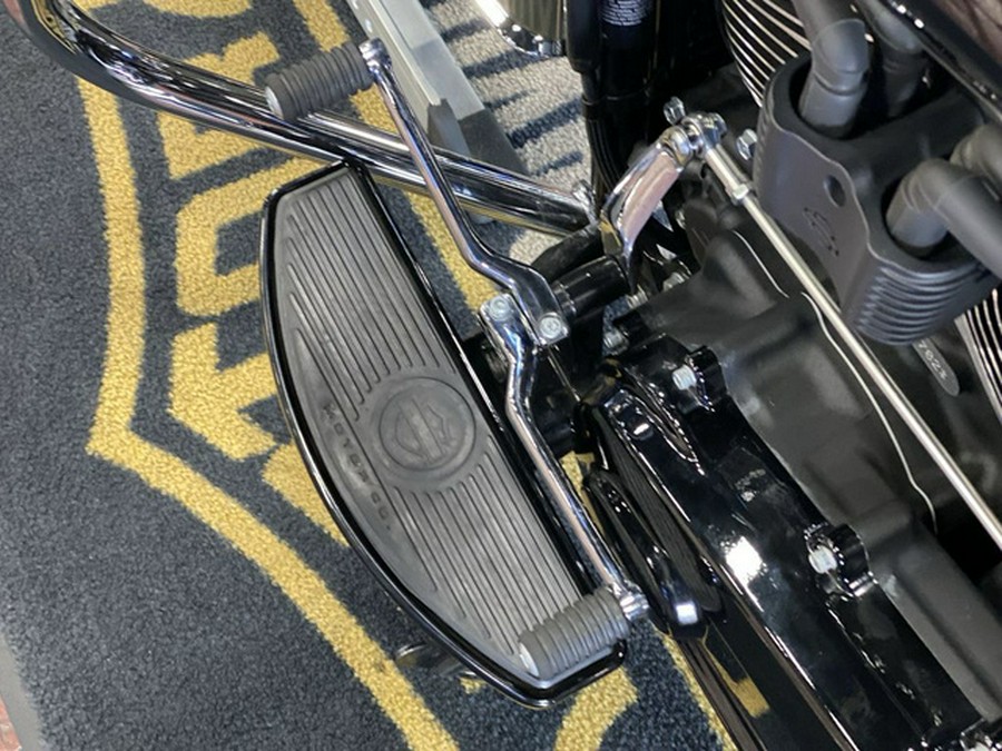 2021 Harley-Davidson FLHCS - Heritage Classic 114