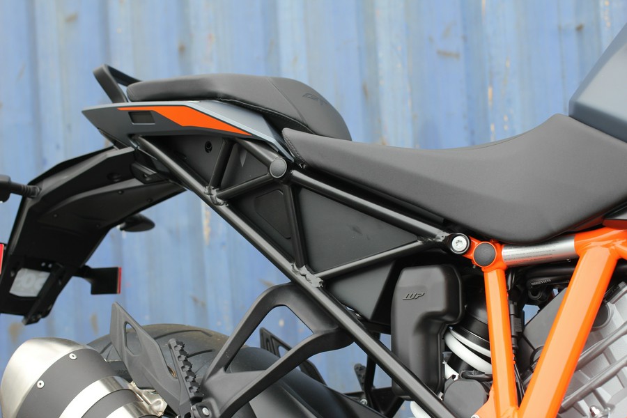 2024 KTM 1290 SUPER DUKE GT