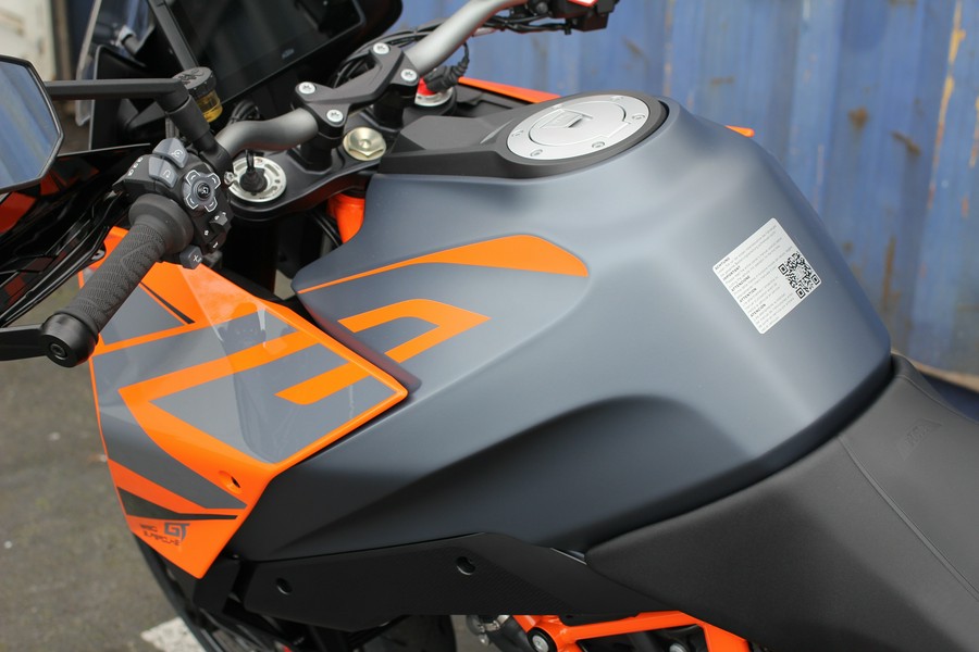 2024 KTM 1290 SUPER DUKE GT