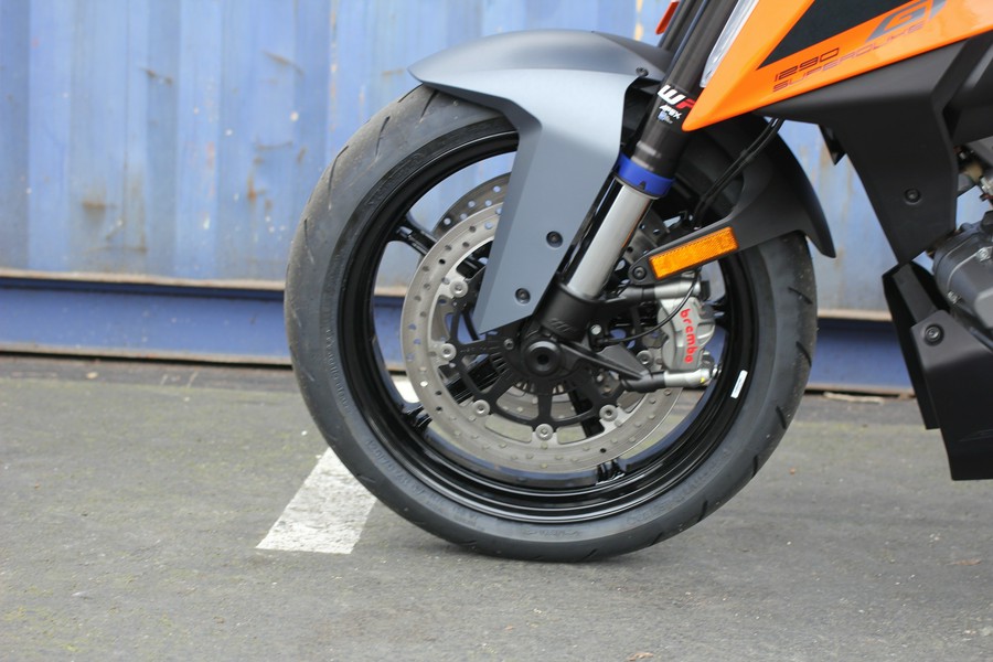 2024 KTM 1290 SUPER DUKE GT