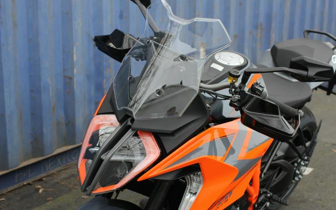 2024 KTM 1290 SUPER DUKE GT