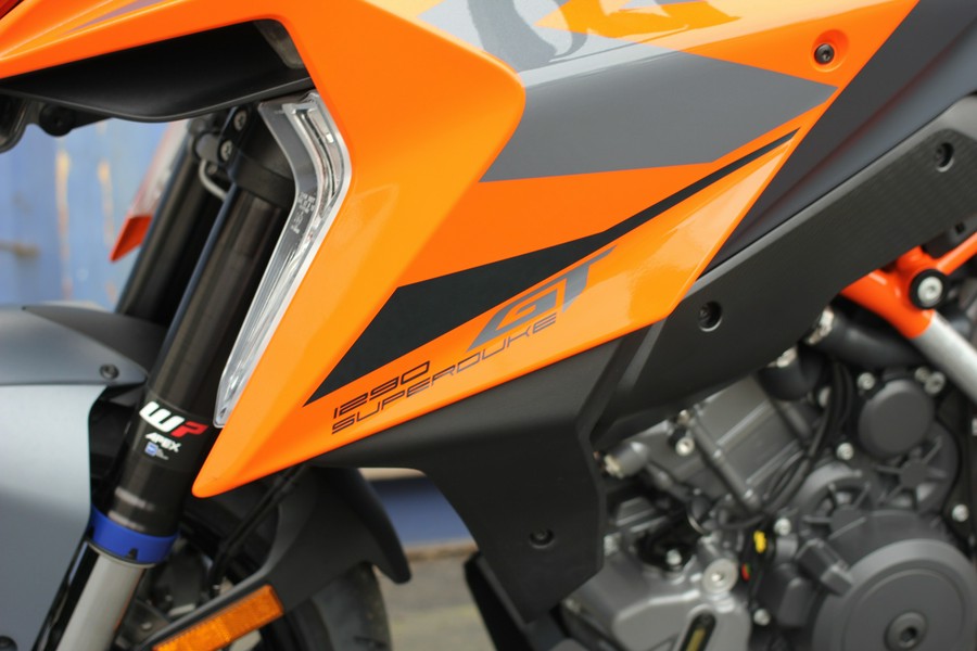 2024 KTM 1290 SUPER DUKE GT