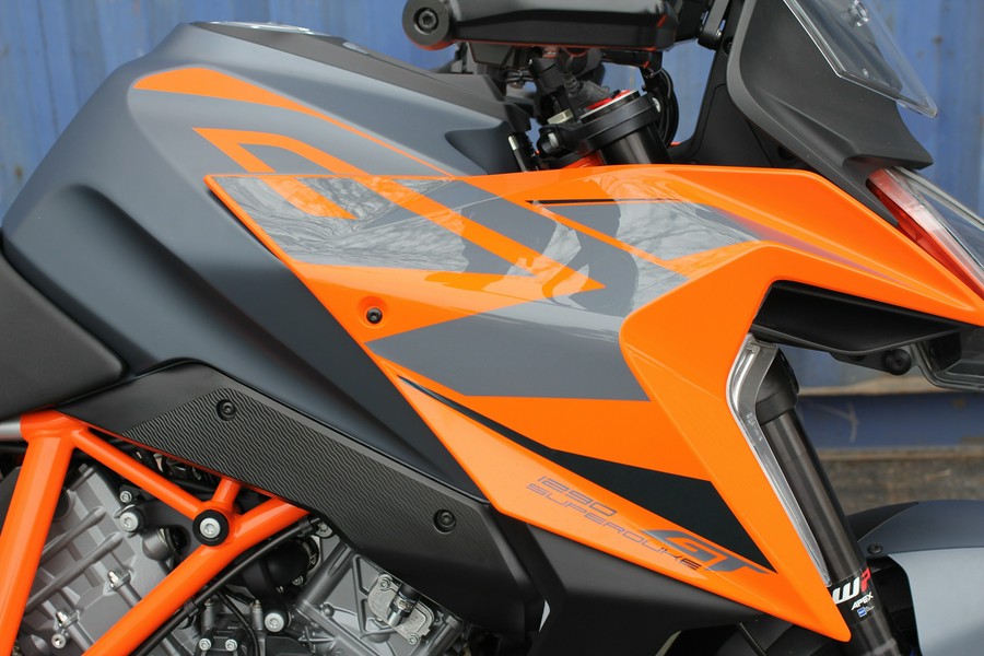 2024 KTM 1290 SUPER DUKE GT