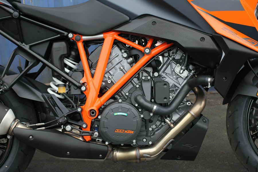 2024 KTM 1290 SUPER DUKE GT