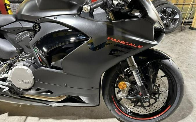 2024 Ducati Panigale V2 Black on Black