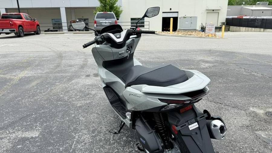 2025 Honda® PCX