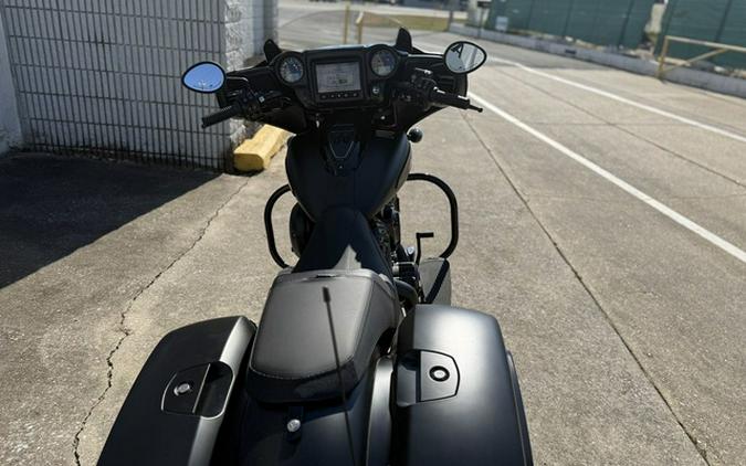 2025 Indian Chieftain Dark Horse Black Smoke
