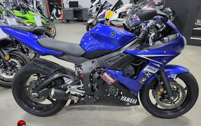 2009 Yamaha YZF R6 Team Yamaha BlueWhite