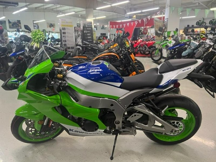 2024 Kawasaki Ninja® ZX™-10R 40th Anniversary Edition ABS