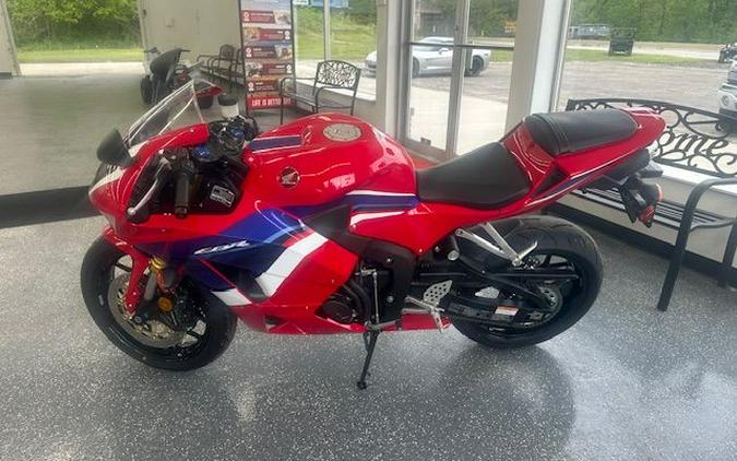 2024 Honda CBR600RR