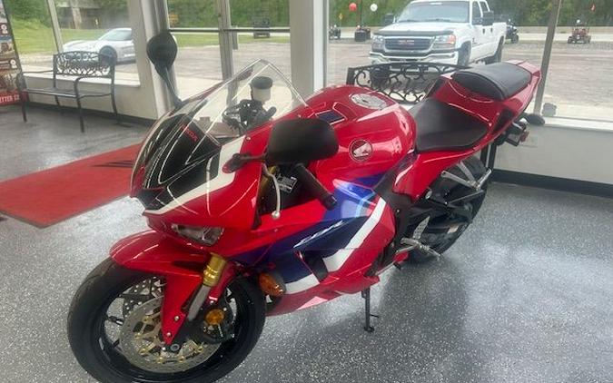 2024 Honda CBR600RR