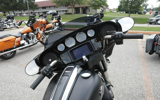 Used 2022 Harley-Davidson Street Glide Special Grand American Touring Motorcycle For Sale In Medina, OH