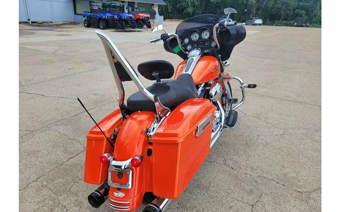 2012 STREET GLIDE - Harley-Davidson®