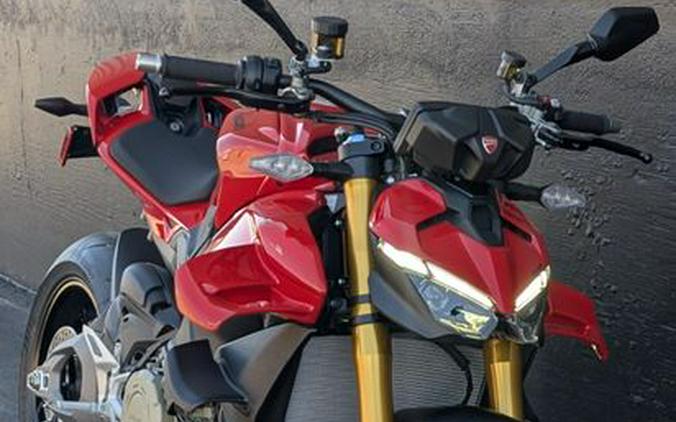 New 2027 DUCATI STREETFIGHTER V4S