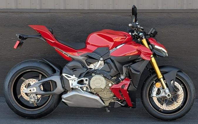 New 2027 DUCATI STREETFIGHTER V4S