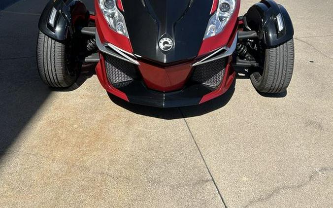 2015 Can-Am® Spyder® RT-S Special Series 6-Speed Semi-Automatic (SE6)