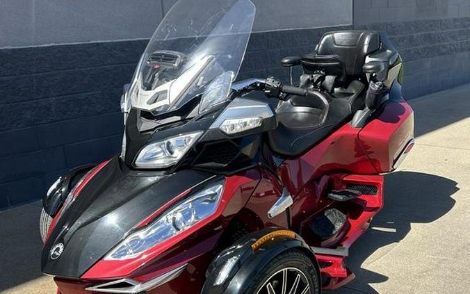 2015 Can-Am® Spyder® RT-S Special Series 6-Speed Semi-Automatic (SE6)