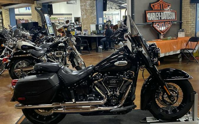 2021 Harley-Davidson FLHCS - Heritage Classic 114