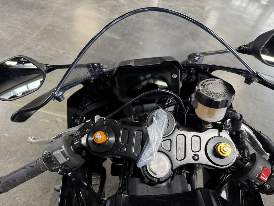 2025 Yamaha YZF-R7