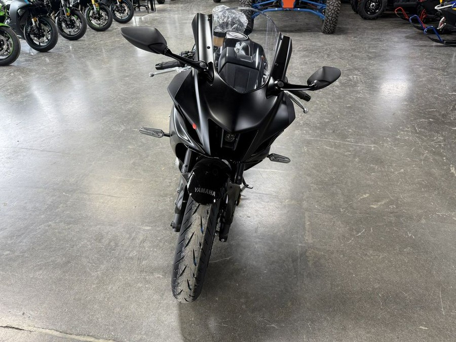2025 Yamaha YZF-R7